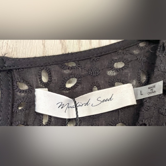 Mustard Seed Black Eyelet Short Swing Dress Size L NWT - Picture 4 of 5